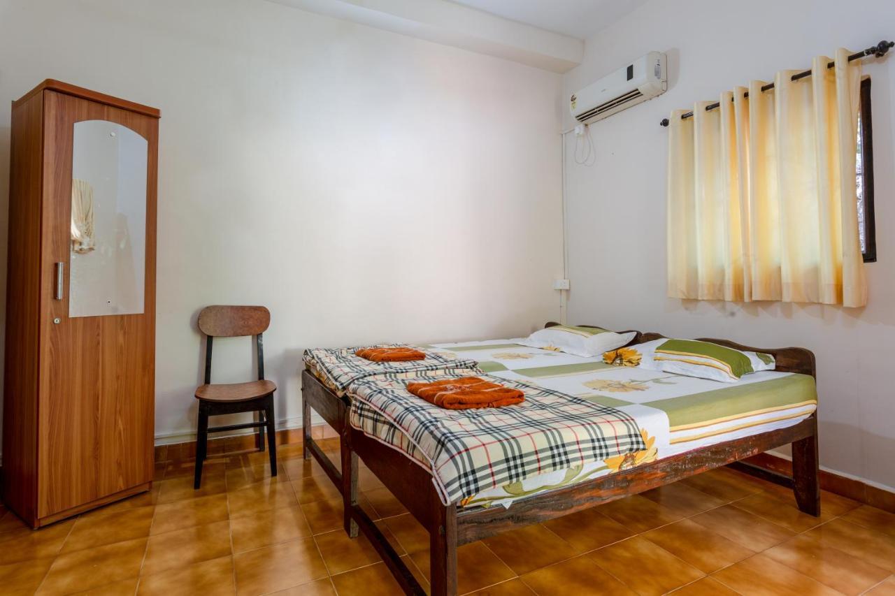 Martinet Vagator Guest House Экстерьер фото